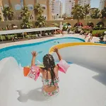 Pool View With Facilities Appartement