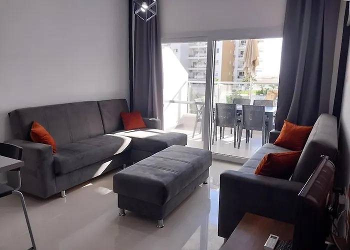 Apartament Pool View With Facilities *