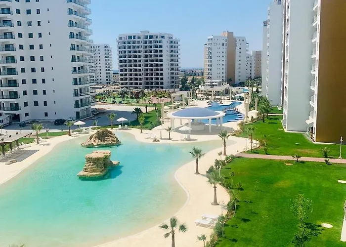 Pool View With Facilities * Larnaca